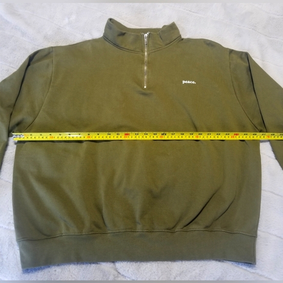 PEACE COLLECTIVE Unisex Size XL Military Green Sweatshirt with 1/4 zipper - Picture 8 of 8